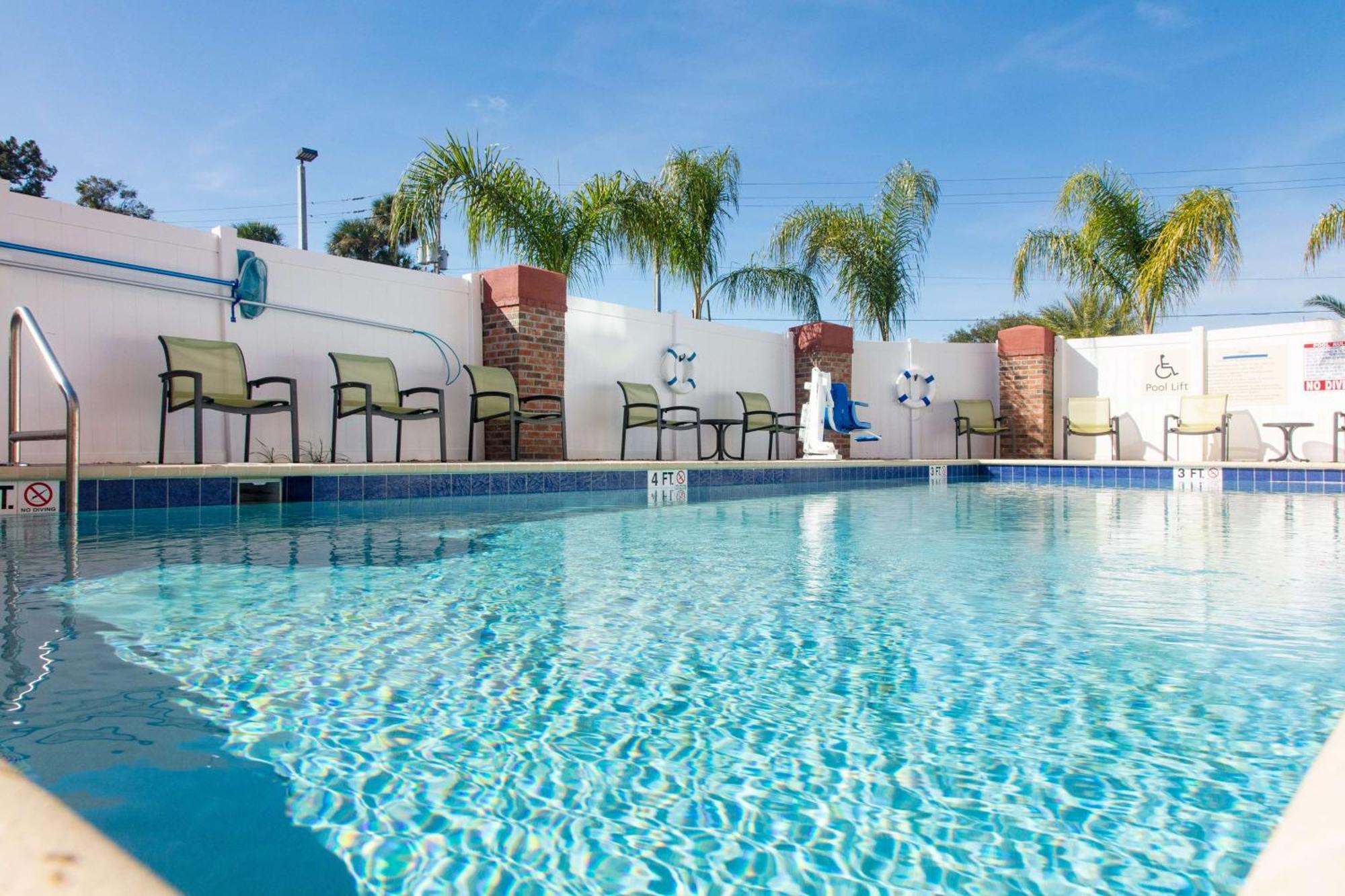 Hampton Inn - Palatka Kültér fotó